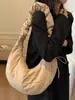 Moda de Invierno Bolsa de Plumas para Mujer 2024 Nuevo Estilo Académico Bolso Dumpling Casual Gran Capacidad Bolso de Hombro Cruzado