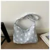 Bolsa de ombro de lona com estampa de estrelas estilo coreano, suave, para mulheres, bolsa casual de grande capacidade para debaixo do braço, bolsa de ombro cruzado única
