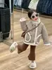 Inverno 2024 novo vestuário infantil coreano para meninas estilo ocidental estilo pequeno perfumado casaco quadrado casaco casaco casaco acolchoado de algodão