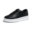 Zapatillas deportivas de goma de suela plana, parte superior de piel superfina, transpirables, zapatos casuales de piel, zapatillas blancas, zapatillas deportivas para correr transfronterizas, zapatos para hombre