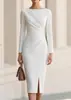 Ropa europea y americana para mujer transfronteriza, vestido de trabajo elegante de manga larga y hombros descubiertos, cintura plisada, abertura, ajustado, de longitud media, elegante