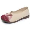 Sapatos de Mãe Populares Estilo Nacional 2024, Sapatos de Tecido Antiderrapantes com Solado Macio, Sapatos Flats Slip-on de Mãe para Mulheres, Sapatos Rasos para Mulheres