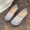 Sapatilhas Baixas Respiráveis de Malha para Mulheres Novos Sapatos Vazados de Malha de Verão Sandálias Perfuradas Mocassins de Solado Macio Sapatos Mary Jane