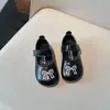 Zapatos de Cuero para Niñas Estilo Nuevo Primavera y Otoño Zapatos de Princesa Bordados para Niñita Zapatos Individuales de Suela Blanda para Bebé Mocasines Negros