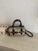 Nova Bolsa de Mão Feminina em Couro Genuíno, Grande Capacidade para o Dia a Dia, Simples e Versátil, Bolsa Boston Vintage Fosca de Alta Qualidade