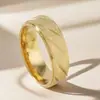 Nuevo anillo de acero titanio mate de sarga para hombre y mujer, moda transfronteriza europea y americana, simple, rayado de arena a presión, anillo de acero inoxidable