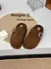 Zapatos de Piel Sintética para Mujer, Medias Pantuflas con Punta para Usar Afuera, Nuevos Versátiles para Otoño e Invierno 2025, Chanclas Birkenstock Slip-On