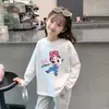 Camiseta super fofa de manga comprida para meninas, outono, algodão puro, nova roupa de desenho animado 2026, camiseta básica para meninas, roupa de outono para crianças