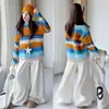 Suéter a rayas arcoíris dopamina estilo coreano para niñas, top de punto holgado, nueva colección de otoño, diseño color block, conjunto casual y versátil