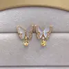 Joyas hechas a mano DIY aretes de perlas, soportes de aretes vacíos, accesorios clásicos de mariposa de concha marina natural, venta al por mayor transfronteriza