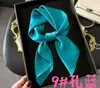 Diadema Elegante Sencilla para Mujer con Decoración para Camisa Bufanda Profesional Color Sólido Satén de Seda Artificial Gasa Bufanda Cuadrada de 70cm