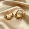 Aretes de aro de acero inoxidable, chapados en oro, modernos y elegantes, clips para orejas de acero de titanio, no se decoloran, aretes para mujer, estilo europeo y americano transfronterizo