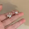 Pendientes Minimalistas Coreanos de Nicho Geométricos Tridimensionales Lisos de Estrella de Cuatro Puntas para Mujer, Moda Ins Versátil Estilo Cool