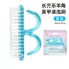 Herramienta Portátil para Uñas con Pincel de Cuerno, Cepillo de Plástico Limpiador de Uñas Transparente Multifuncional con Cubierta