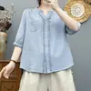 Camisa Casual de Encaje con Cuello en V para Mujer, Corte Holgado, Versátil, Artística, Adecuada para el Trabajo, Top Rejuvenecedor, Blusa de Gasa de Algodón de Doble Capa