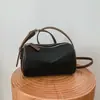Primavera de 2026 Nova Bolsa Simples de Almofada Moda Casual Personalidade Tendência Feminina Ombro Único Transversal Estilo Coreano Trabalho