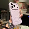 Adequado para Capa de Celular iPhone 17 Pro Max, Silicone Líquido com Padrão de Onda, Sucção Magnética, Proteção Completa Contra Quedas para iPhone 16, Proteção para iPhone 15