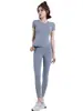 Conjunto de Ropa de Yoga Deportiva Ajustada de Manga Corta Fina para Mujer de Primavera y Otoño para Mujeres Sudeste Asiático Ropa Interior Transfronteriza para Correr Fitness Camiseta