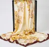 Protector solar de primavera y otoño color hermoso satén cuadrado 90*90 flor de peonía bufanda de satén comercio exterior suministro punto al por mayor