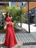 Vestido de Vacaciones Puro y Atractivo para Chica Hot, Hombros Descubiertos, que Muestra la Cintura, de Estilo Hada con un Toque Romántico, Vestido Largo Blanco con un Toque de Lujo