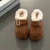 Zapatillas de moda cálidas duraderas de estilo lindo que cubren la cabeza para mujer 2026 invierno suela gruesa antideslizante felpa slip-on Zapatillas Birkenstock
