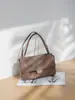Bolso de Hombro de Cuero Genuino para Mujer Modelo Nuevo 2026, Piel de Vaca de Primera Capa, Venta Directa del Fabricante, Sensación de Gama Alta, Bolso Grande Transversal para Axila Transfronterizo, Bolso Cruzado
