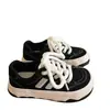 Zapatos de Lona de Suela Gruesa de Nicho para Mujer 2026 Primavera Nuevo Estilo Versátil Chic Estudiante Zapatos Blancos Tenis Deportivos Casuales