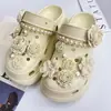 Acessórios para Sapatos Crocs Estilo Novo com Toque de Luxo, Charms de Sapato Borboleta Brilhantes de Strass Estilo Ins, Acessórios Decorativos de Fivela de Sapato Borboleta Preto e Branco Escuro DIY