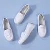 Verano Nuevo Estilo Zapatos de Enfermera para Mujer Suela Suave Transpirables Huecos Casuales No Cansan los Pies Cómodos Ligeros Suela Gruesa Zapatos Médicos para el Trabajo