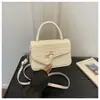 Bolsa de ombro em relevo estilo coreano, simples e versátil, textura casual, bolsa quadrada pequena, textura casual, bolsa transversal de grande capacidade para o dia a dia