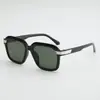 Gafas de sol modernas para adultos con montura negra, protección UV y antirreflejos, diseño de varillas metálicas, un artículo imprescindible para las salidas diarias