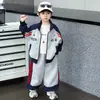 Traje para Niños Primavera Otoño 2026 Nuevo Estilo de Otoño Moda Estilo Coreano para Niños Sudadera con Capucha Deportiva Casual Chaqueta Conjunto de Dos Piezas