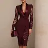 Site de Moda Independente Europeu e Americano 2026 Cor Sólida Renda Patchwork Manga Longa Gola Lapela Casual Roupa de Trabalho Cintura Marcada Blazer Vestido
