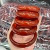Espécies de gelo alto Pulseira de calcedônia vermelha ágata vermelha vermelho caqui barra redonda pulseira de jade Pulseira de beleza de calcedônia vermelha com pulseira pneu versão larga