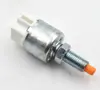 Adequado para Toyota Reizhi Highlander Carolina interruptor da luz de freio 4 pinos 84340-47020