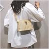 Novas Bolsas de Verão Estilo Fada para Mulheres 2026 Tendência Versão Coreana Bolsa Transversal Bolsa de Ombro Simples em Formato de Concha Tecida em PP