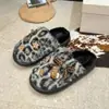 Pantuflas de Algodón con Estampado de Leopardo Hello Kitty para Mujer, Suela Gruesa de Invierno Antideslizantes para Casa, Pantuflas de Piel de Gato Kitty, Se Pueden Usar al Aire Libre