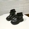 Vestido de estilo retro para niña. Botas Martens 2026 Otoño/Invierno Nuevas Llegadas Niños Suela Suave Cómodas Botas de Princesa para Niños Medianos y Mayores Modernas Botitas de Cuero