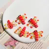 [Rosa Camelia] Material Rojo con Perlas Accesorios Cadena para Teléfono Móvil DIY Dulces Accesorios de Perlas Sueltas Joyería Hecha a Mano