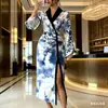 Vestido Novo Temu Amazon Transfronteiriço com Toque de Luxo, Decote V, Emagrecedor, Estampa Elegante, Fenda, Vestido de Verão Sexy para Mulheres