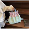 Mochila de Estilo Nuevo 2026 con Parches de Color Contrastante para Mujer, Mochila Ligera Casual para Viaje, Bolsa Escolar de Tela de Nylon Impermeable de Gran Capacidad
