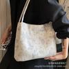 Bolsas Pequenas Bordadas da Moda Deste Ano para Mulheres 2026 Nova Moda Elegantes Bolsas de Ombro Bolsas Tote de Grande Capacidade para o Dia a Dia