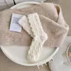 Meias de Inverno Quentes com Forro de Fleece, Espessas, de Pelúcia Torcida, Comprimento Médio da Panturrilha, Coloridas como Doces, Meias de Chão, à Prova de Frio e Anti-Congelamento, Meias Longas para Dormir