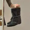 Botas plataforma com cadarço estilo retrô para mulheres, nova coleção outono/inverno 2026, salto plataforma, slip-on, afunilamento, moda versátil, botas da moda