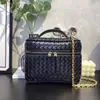 Bolso Tejido para Mujer de Venta Caliente Transfronterizo 2026 con Diseño de Nicho, Bolso de Mano con Cadena de Alta Calidad, Bolso Pequeño de Moda y Versátil para Mujer