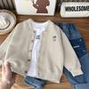 Jaqueta cardigan de malha texturizada infantil 2024 primavera e outono meninos médios e grandes solta casual uniforme de beisebol top