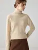 Suéter atmosférico de cachemira con cuello alto y diseño de punto calado texturizado en la parte delantera, top base de punto simple y elegante