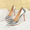 3391-H76 Tacones Altos de Aguja Estilo Coreano para Banquete Punta Fina Moño Boca Baja Tacones Altos Retro Agrietados para Mujer
