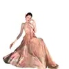 Vestido Romántico de Vacaciones de Cupido Ceñidor de Cintura Estilo Francés Irregular con Cintura Ceñida Patrón de Vestido con Tirante Floral
