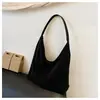 Bolso de Hombro Grande de Gran Capacidad Estilo Perezoso Nuevo Moda para Viajes Cotidianos Bolso de Axila de Nicho Bolso Tote Retro para Mujer Otoño e Invierno
